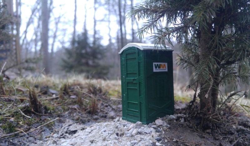 https://largescalecentral.com/FileSharing/user_2332/General/Potty.jpg